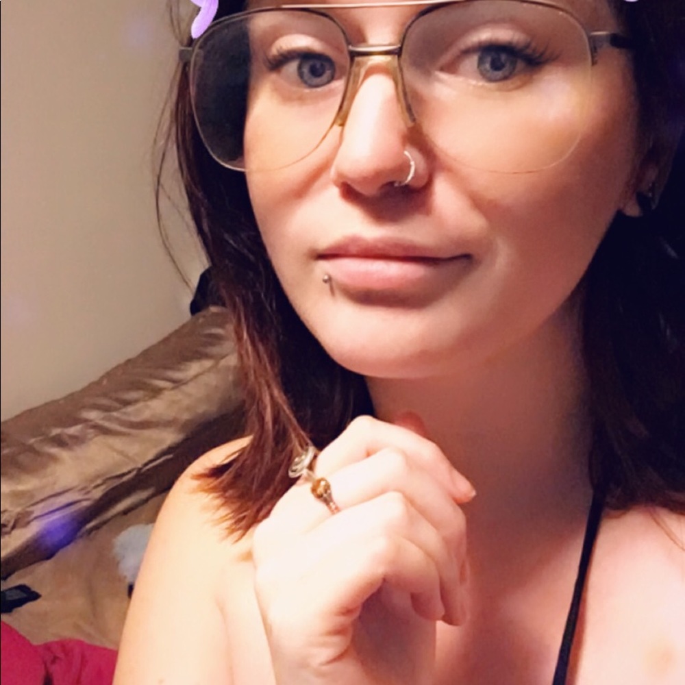 Meet your Posher, Erica